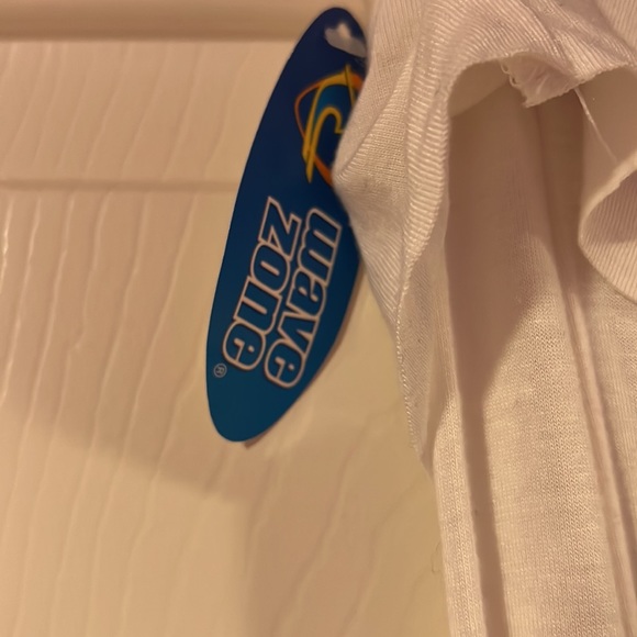 Wave zone cover up/ dress - Picture 3 of 7